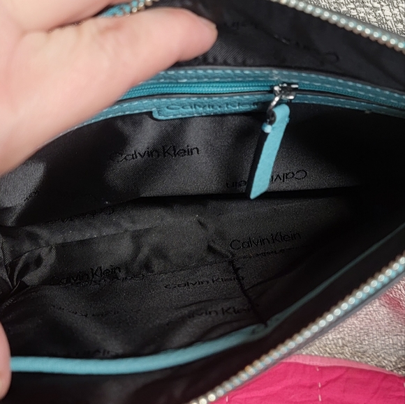 Calvin Klein Reyna Crossbody,Turquoise NWT - Picture 6 of 10